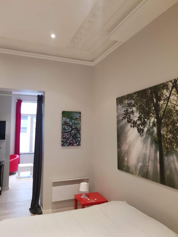 Central Yellow Apartment Brussels Exterior photo