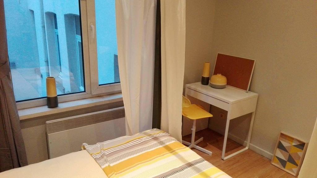 Central Yellow Apartment Brussels Exterior photo